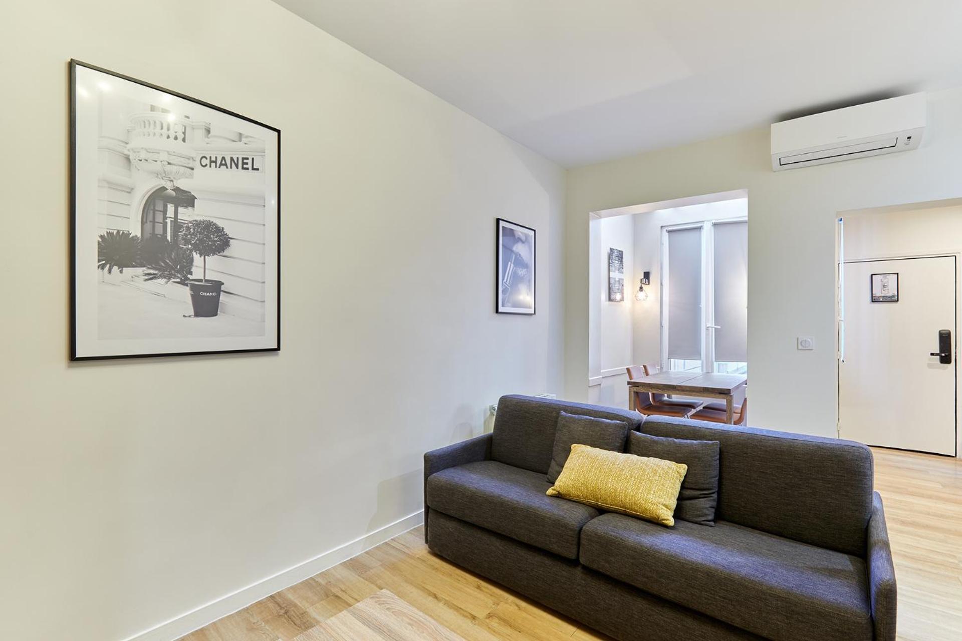 Rent A Room - Residence Meslay Paris Exterior photo