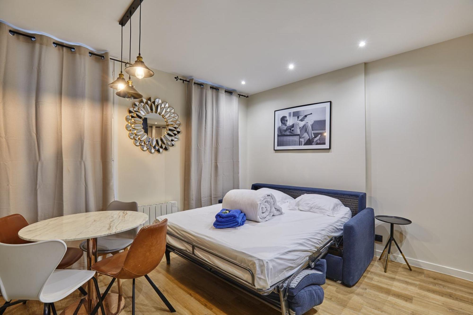 Rent A Room - Residence Meslay Paris Exterior photo
